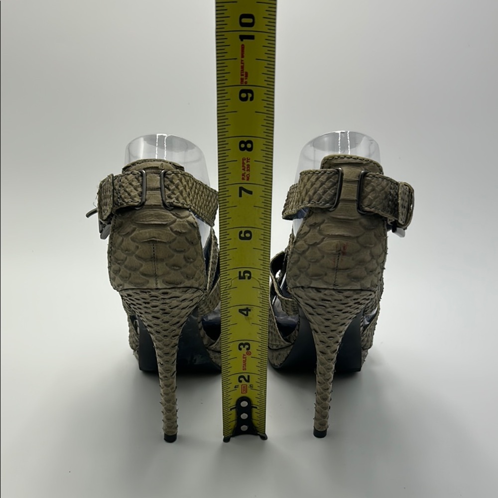 Zara Tan High Stiletto Heel Strappy Sandals 39 Beige Snakeskin Buckle Open Toe - Picture 3 of 16